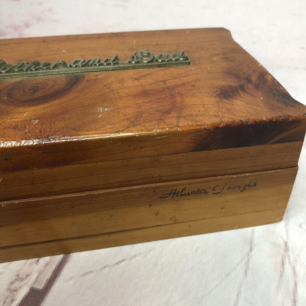 Vintage Wooden Box Trinket Jewlery Mother and Dad Wood Atlanta Georgia - Picture 3 of 8